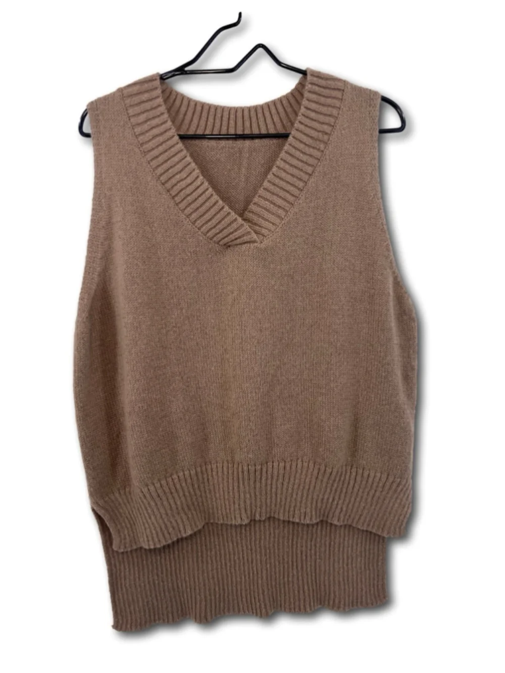 Sweater Vest V-neck Sleeveless Tan Beige Cable Knit High Low Hem No Tag Size